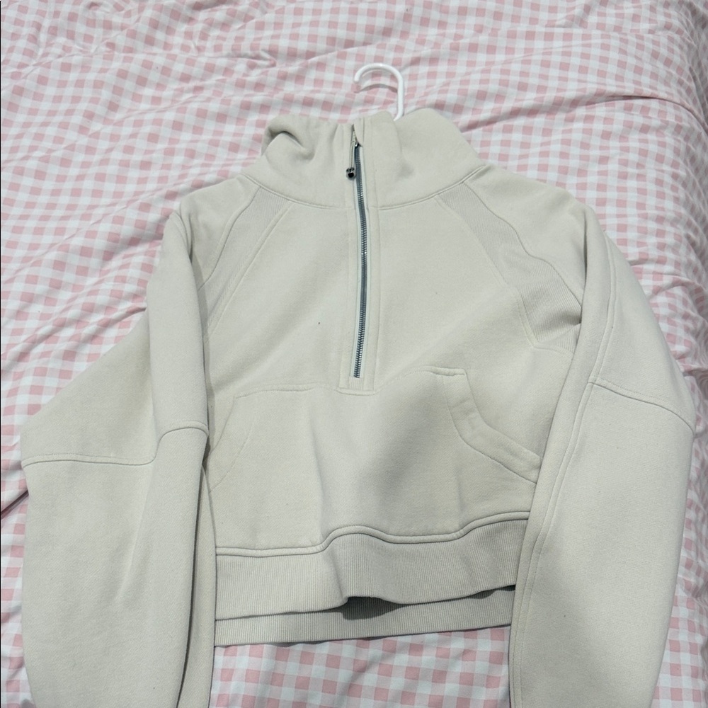 Ivory Lululemon scuba half zip